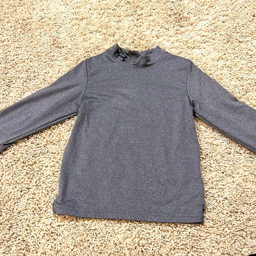 Under Armour boys  old weather long sleeve mock tshirt size 2t